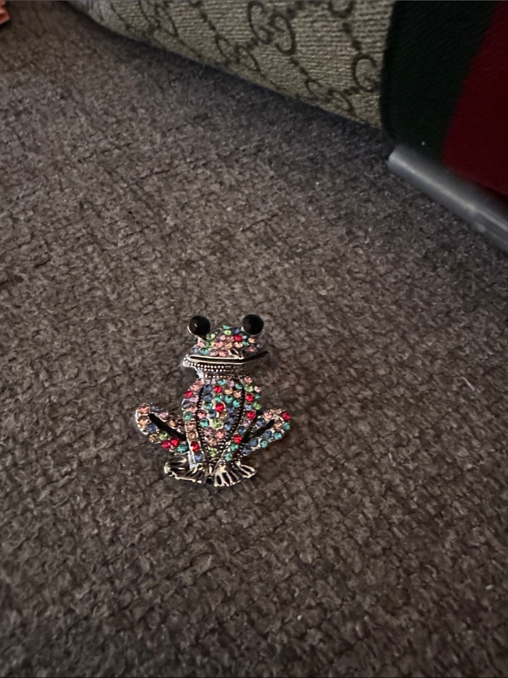 Source Unknown Multicolor Rhinestone Frog Pet Charm